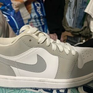 Kids Nike Gray and White Sneakers